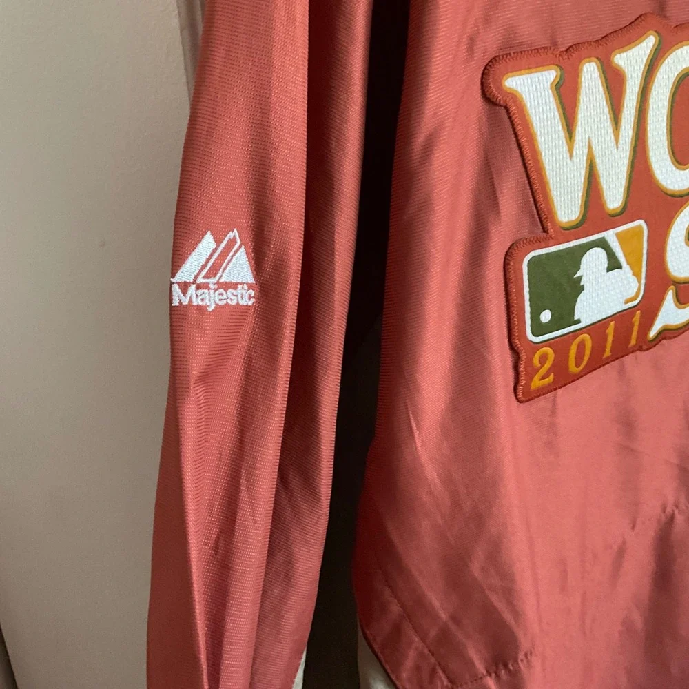 Majestic Men's Y2K 2011 World Series MLB Wind Breaker Pullover - Size XL‎